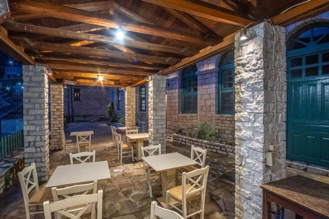 The Old School Boutique Hotel Sirako Exterior foto